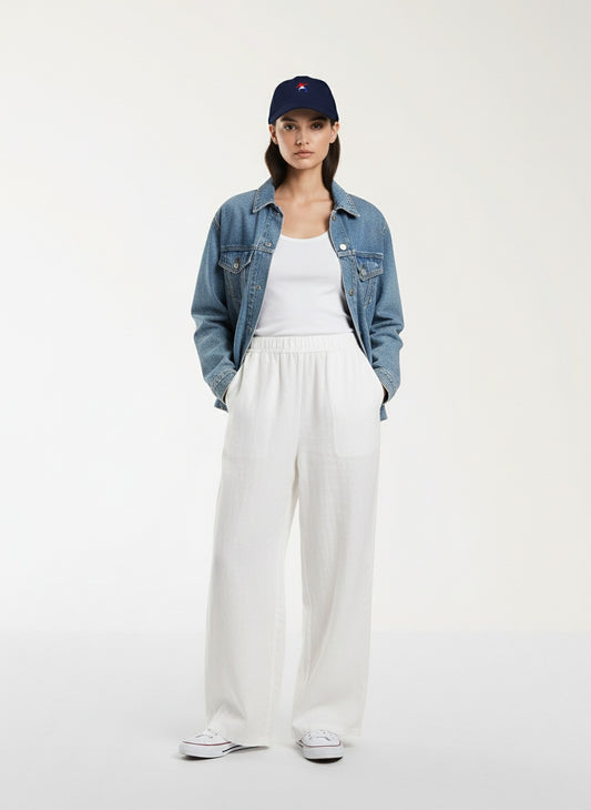 Full body view of the model wearing Frostman dad hat- Navy